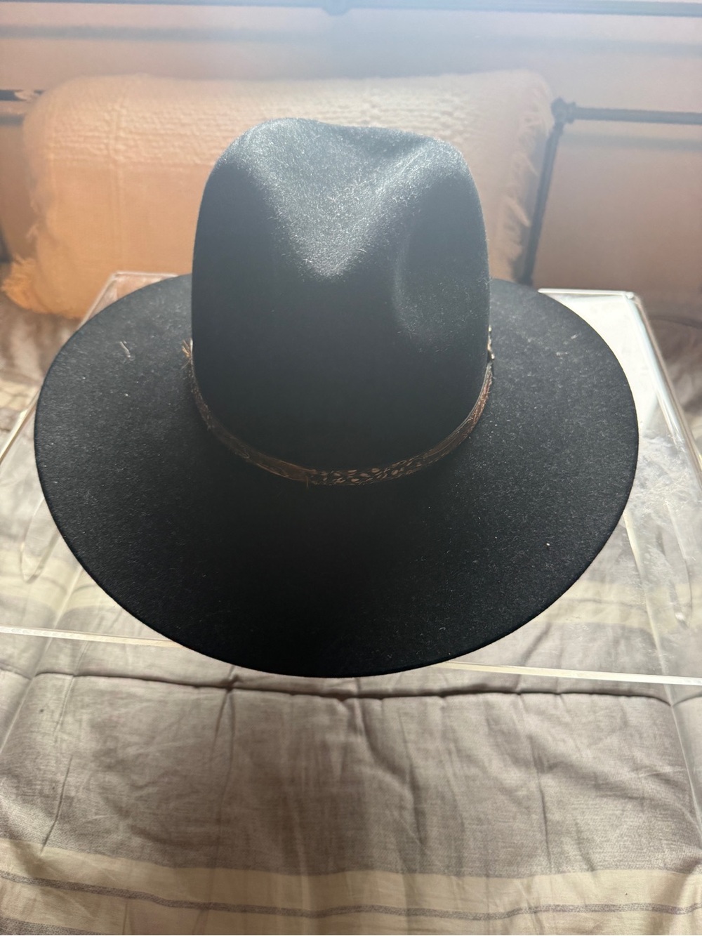 Classic Black Wide-Brim Felt Fedora with Braided Accent